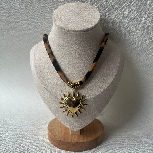 Collier Ardent