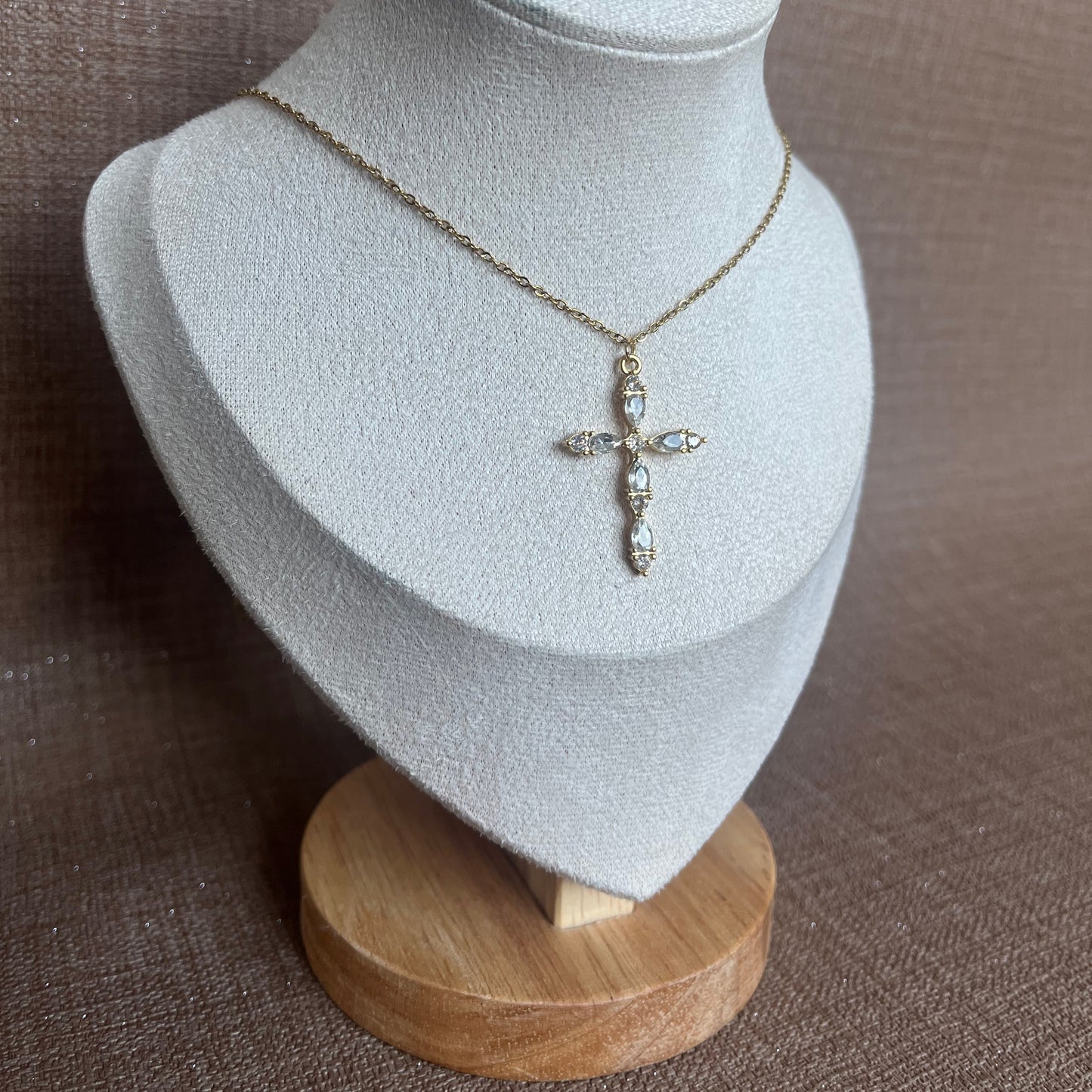 Collier Noble