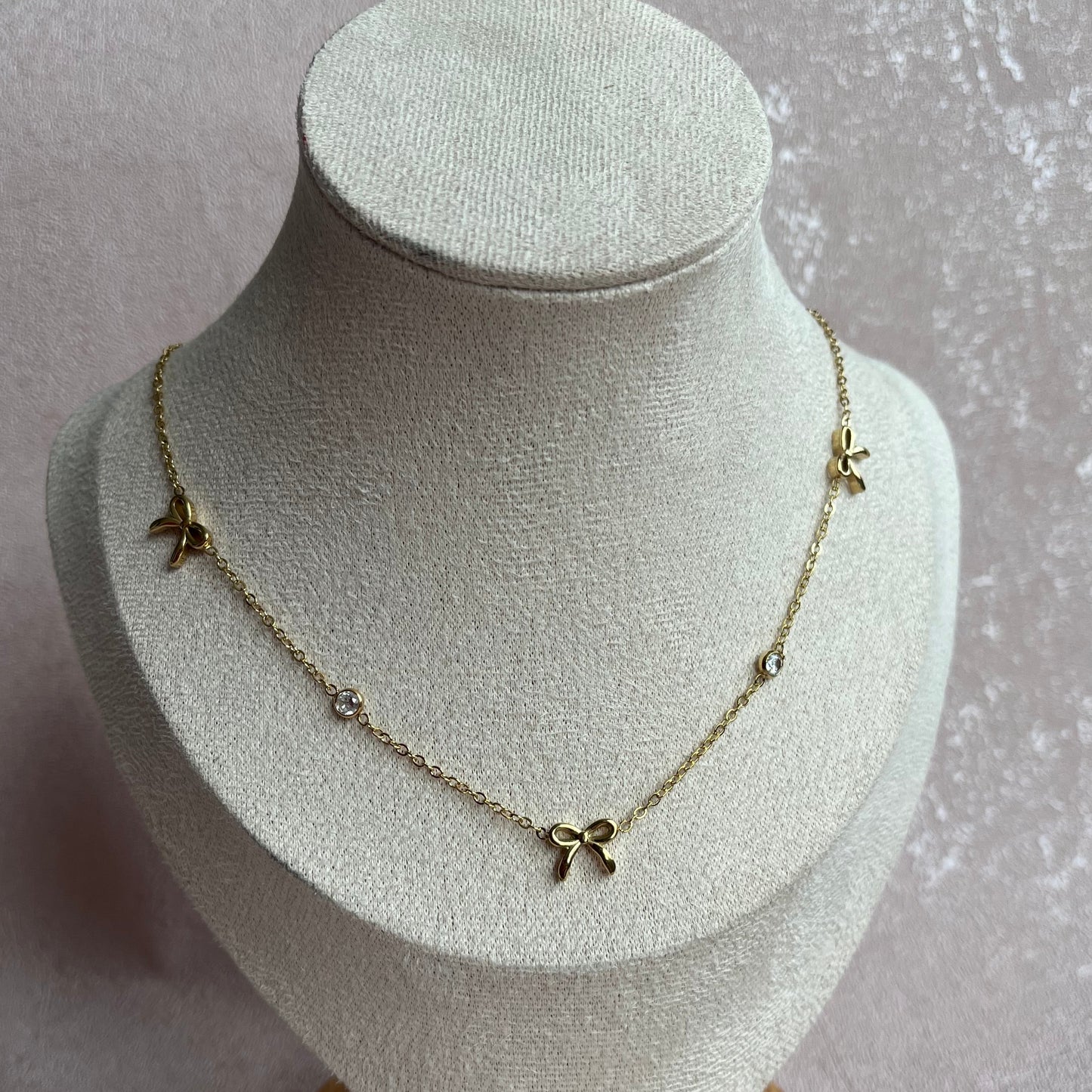 Collier Noeud d’amour